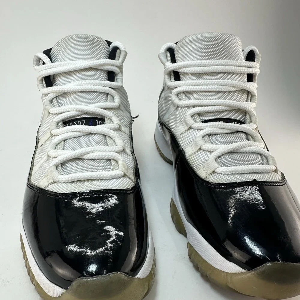 Size 10 - Jordan 11 Retro High Concord